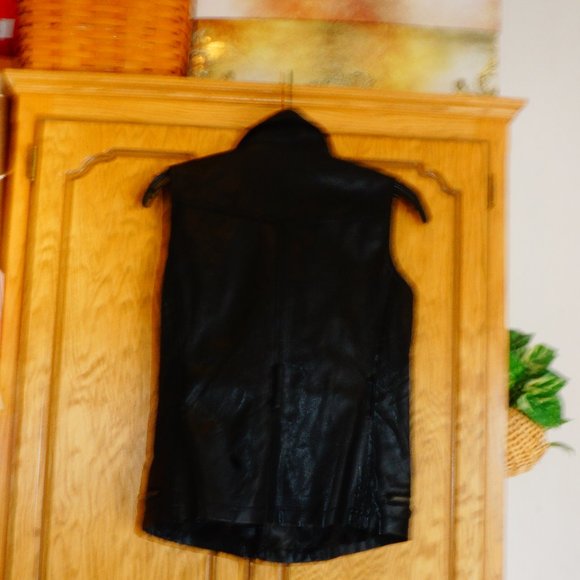 Bundle 6 for $30**Wet Seal Faux Leather Zip up Vest - Picture 2 of 7